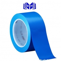 Băng dính dán nền xanh dương 2 cm.